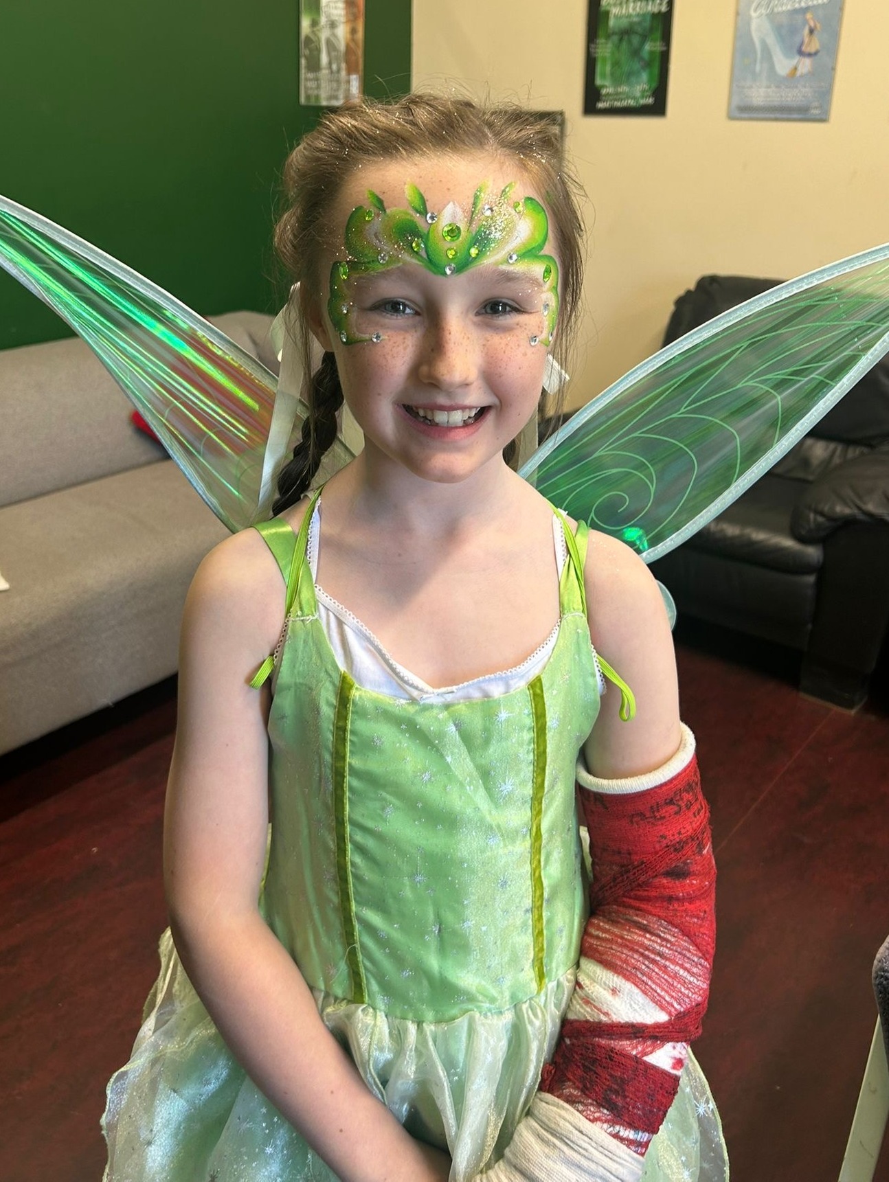 Young performer dressed as Tinkerbell